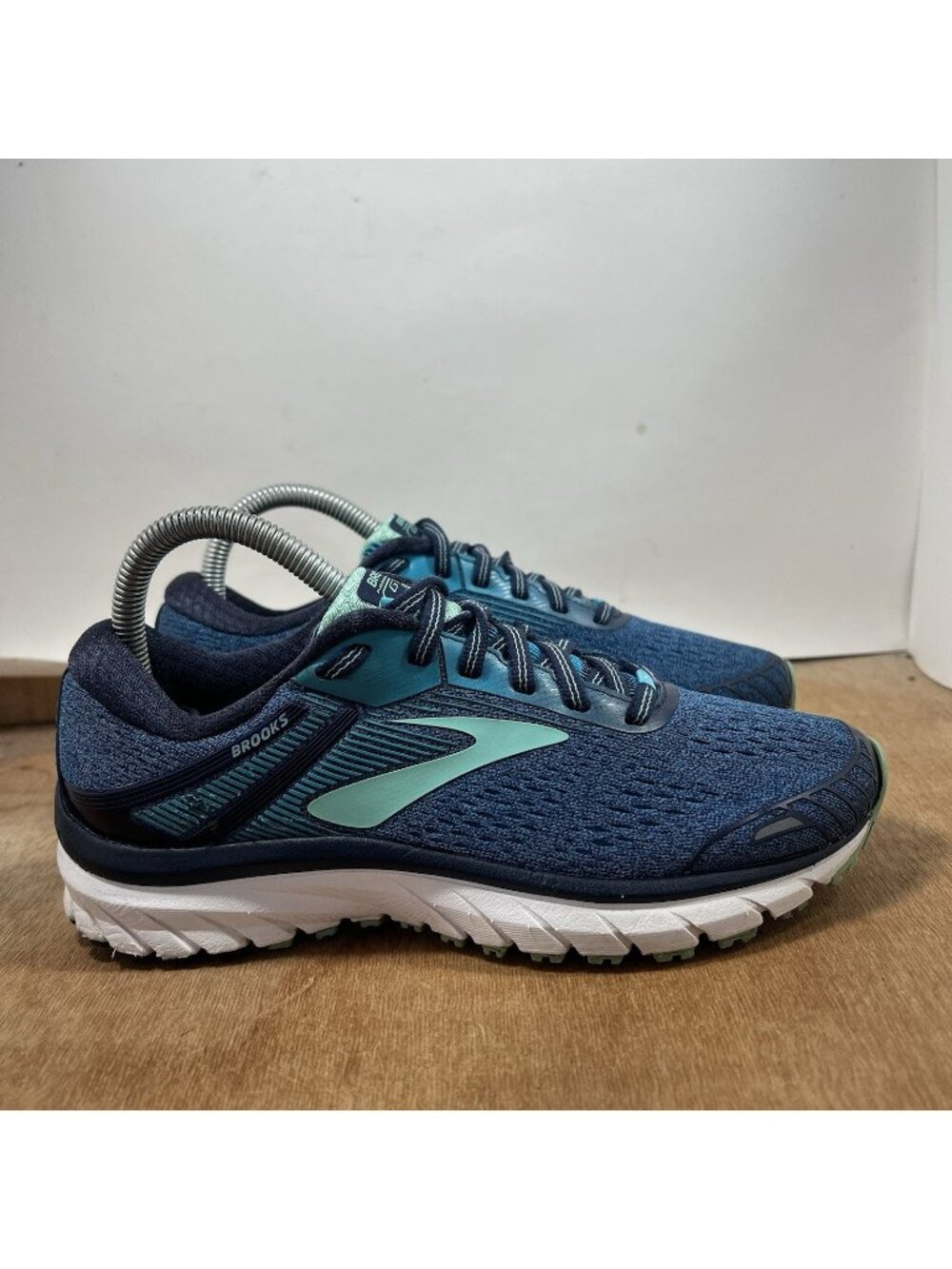 Brooks Adrenaline GTS 18 Women's Running Shoes Size 7.5 Medium (B) Blue Teal